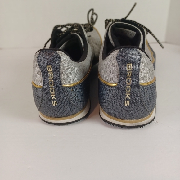 Brooks Track & Field 40019991 Spikes Nerve 2‎ Distance Men\'s 11 Great Condition main image 3